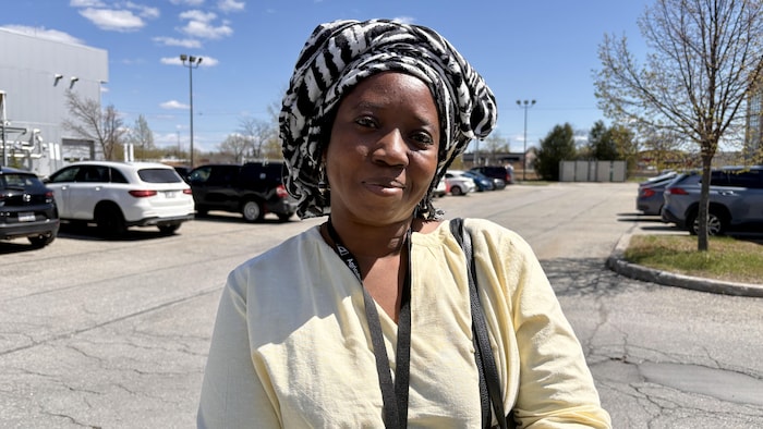La fonctionnaire Ousseina Alzouma affirme pouvoir concilier plus facilement sa vie personnelle et professionnelle en fréquentant l’espace de cotravail de Gatineau. Cela lui évite de se rendre à Ottawa.  
