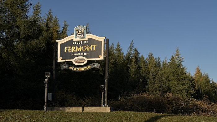 Le panneau d'entrée de Fermont.