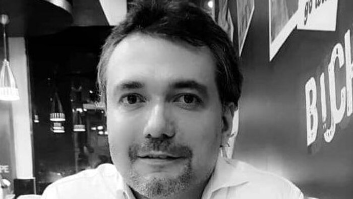 Portrait de Nicolas Michelland, directeur général de l'Alliance Française du Manitoba
