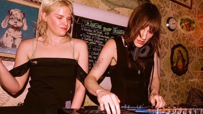 Des artistes en prestation lors de la dernière édition du Festival Off de Québec, en 2025
