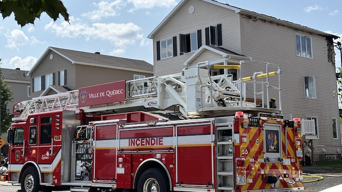 Une quarantaine de pompiers ont été dépêchés sur les lieux.