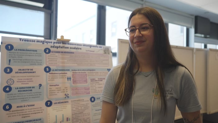 Une finissante en adaptation scolaire.