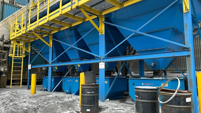 Les dépoussiéreurs sur le site de la Fonderie Horne.