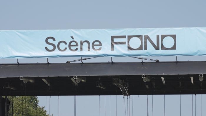 La scène Fono.