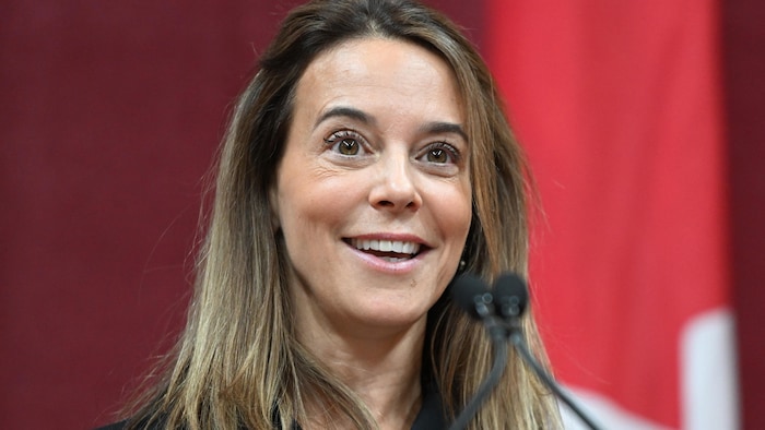 La ministre responsable de l'Habitation, France-Élaine Duranceau.