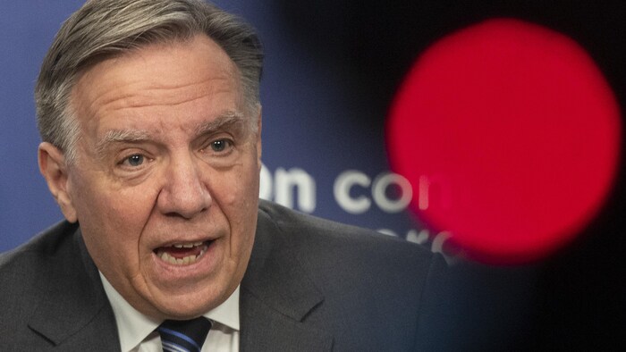 Le premier ministre François Legault en conférence de presse.