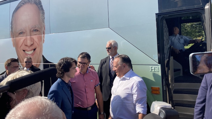 Une Deuxième Visite De François Legault Au Saguenay-Lac-Saint-Jean ...