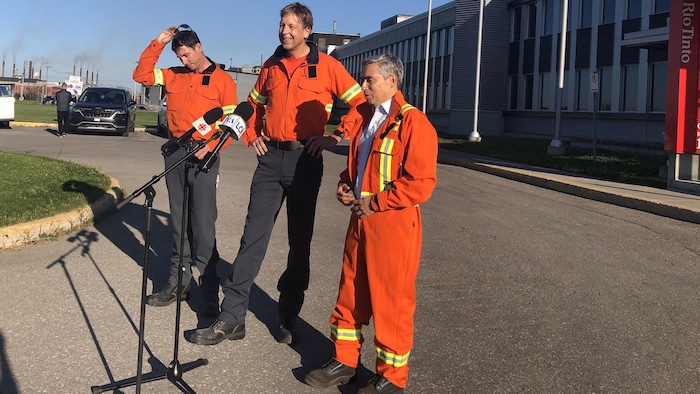 Jakob Stausholm et François-Philippe Champagne ont rencontré les médias après leur visite.