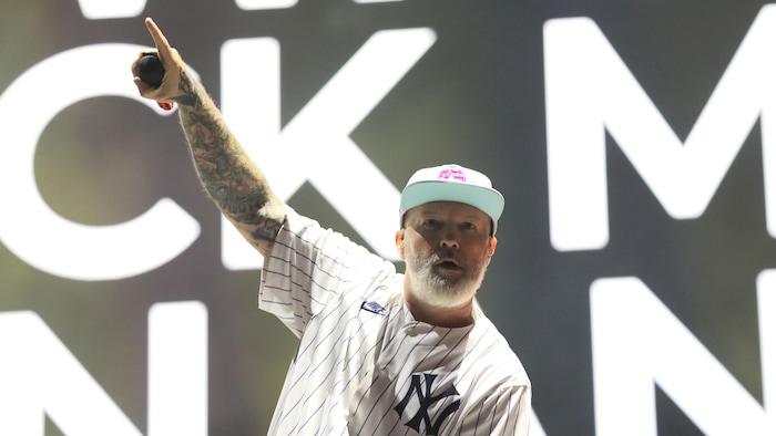 Fred Durst sur scène.
