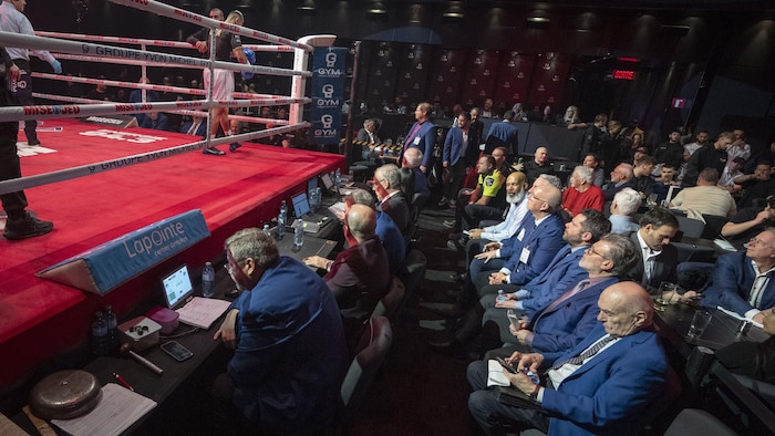 Un gala de boxe organisé par le Groupe Yvon Michel.
Photo prise au Casino de Montréal, au Québec.