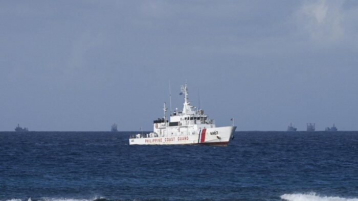 Un navire des garde-côtes philippins.