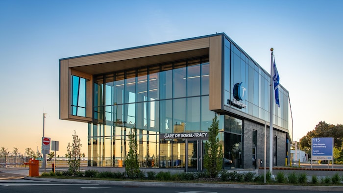 La nouvelle gare fluviale de Sorel-Tracy vue de l'extérieur.