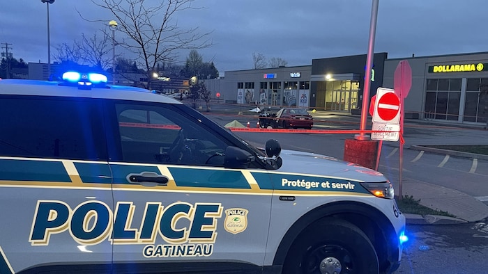 La police de Gatineau sur les lieux d'un crime.