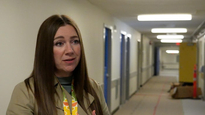 Gillian Robinson dans l'école Rutherford.