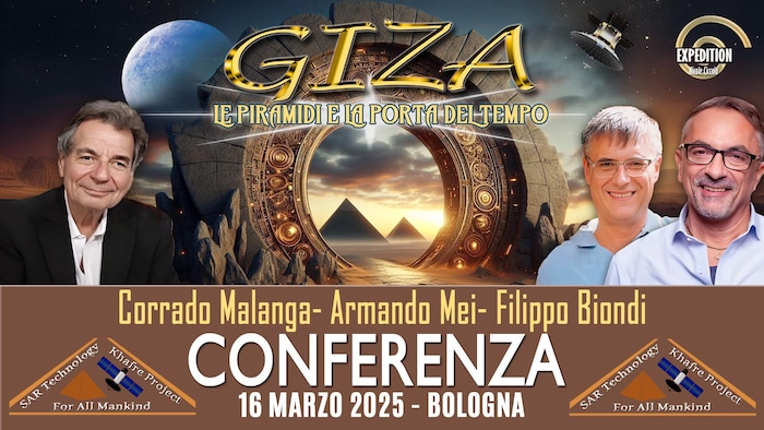 Image promotionnelle de la conférence de presse. Nous y voyons les 3 chercheurs, une image des pyramides, la lune, un satellite, et un texte en italien qui dit "Gizeh : les pyramides et la porte du temps". 