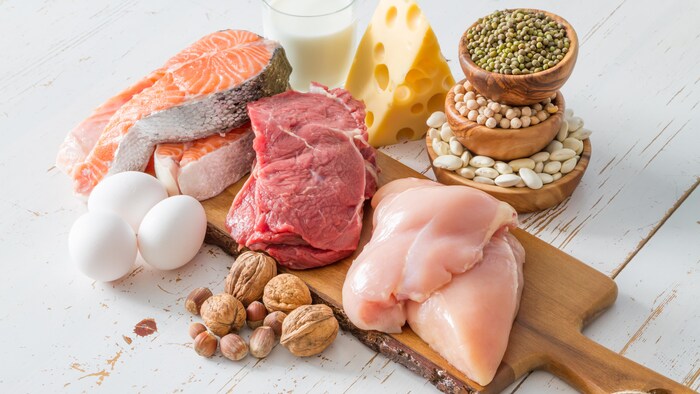 Des viandes, du poisson, des œufs, du fromage et des noix : où sont les bons et les mauvais gras?

