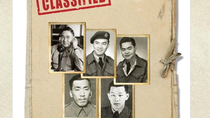 在婆罗门岛执行任务几个月的华裔士兵特别行动小组，上排从左至右，Capt. Roger Cheng; Norman Low; Louey King；下排James Shiu and Roy Chan。
