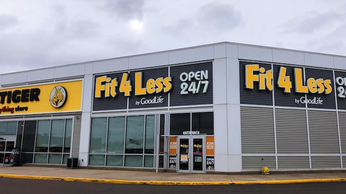 https://images.radio-canada.ca/q_auto,w_700/v1/ici-info/16x9/gym-fit4less-goodlife-moncton.jpg