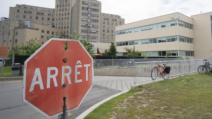 More than 40 nurse and attendant positions cut in Montreal