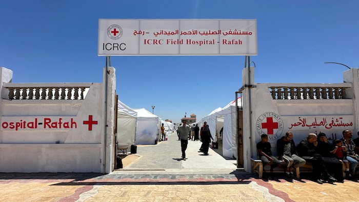  مستشفى ميداني للجنة الدولية للصليب الأحمر في مدينة رفح في جنوب قطاع غزة.