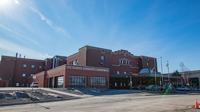 L'entrée de l'hôpital.