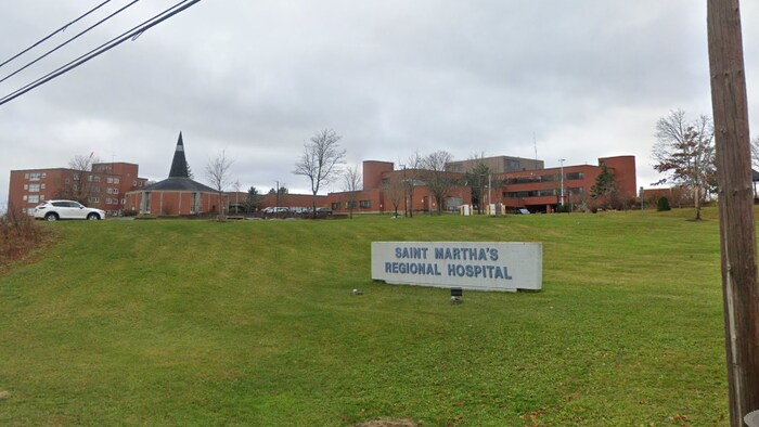 Capture d'écran Google Street View d'un hôpital.