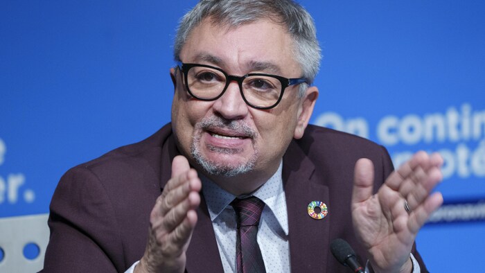 Horacio Arruda en conférence de presse