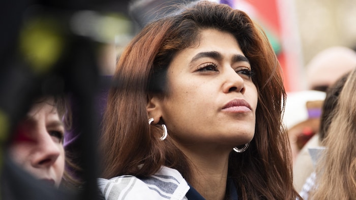 Rima Hassan lors d'une manifestation.