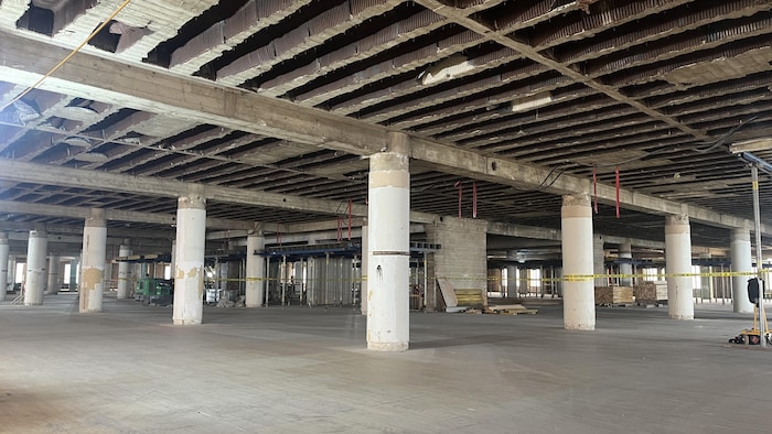 L'intérieur d'un bâtiment.