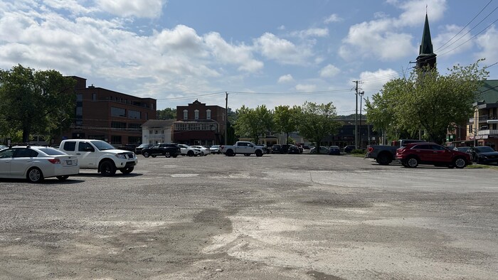 Le terrain de l’îlot Sainte-Anne, à Chicoutimi. 