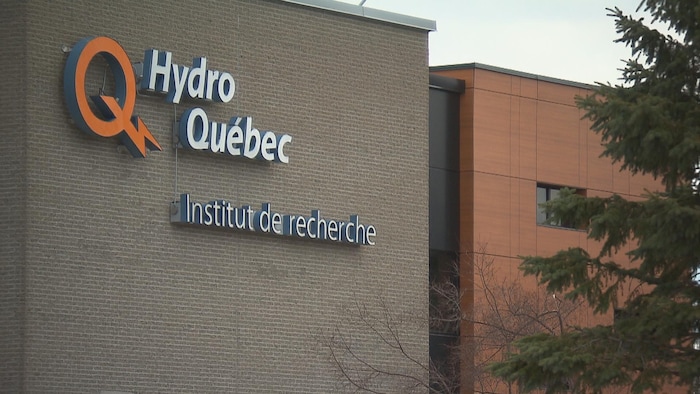 Façade du Laboratoire des technologies de l'énergie d'Hydro-Québec, à Shawinigan.
