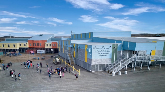 L'École des Trois-Soleils d'Iqaluit.
