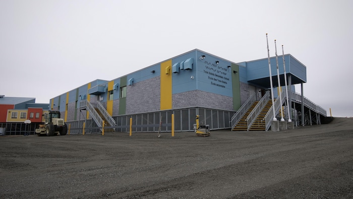 La façade extérieure de la nouvelle annexe de l'École des Trois-Soleils, le 5 septembre 2023.
