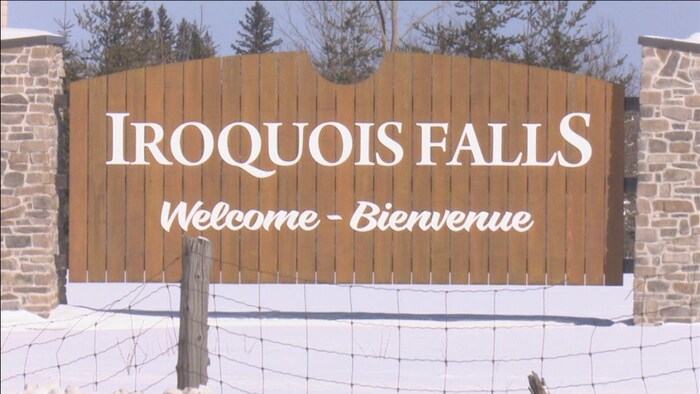 Panneau de bienvenue d'Iroquois Falls