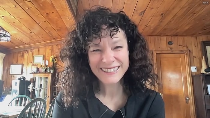 Isabelle Cyr en visioconférence.