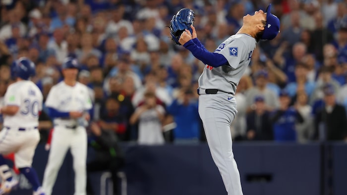 Yoshinobu Yamamoto célèbre.