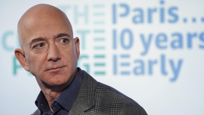 Portrait de Jeff Bezos.