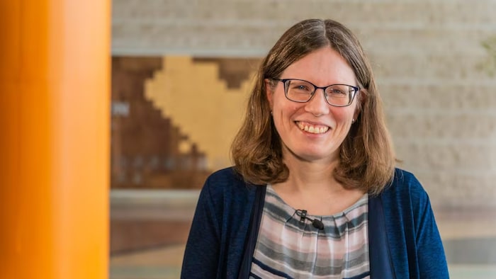 Jennifer Armstrong, directrice par intérim de la planification des transports à la Ville d'Ottawa.