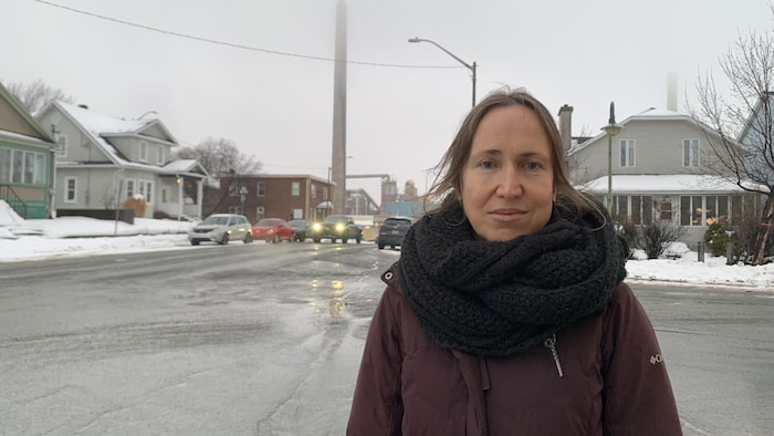 Jennifer Ricard-Turcotte plaide pour que la Fonderie Horne respecte le plus rapidement possible les normes provinciales.