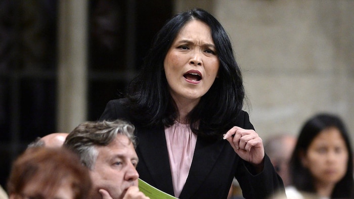 Jenny Kwan prend la parole lors de la période des questions à Ottawa.