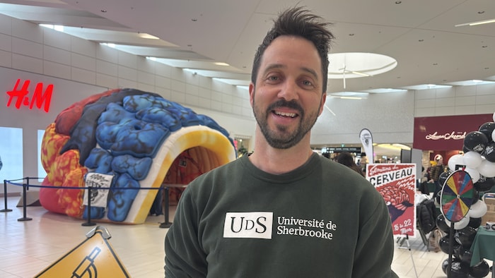 Jérôme Côté, professionnel de recherche et coordonnateur chez Neurosciences Sherbrooke.