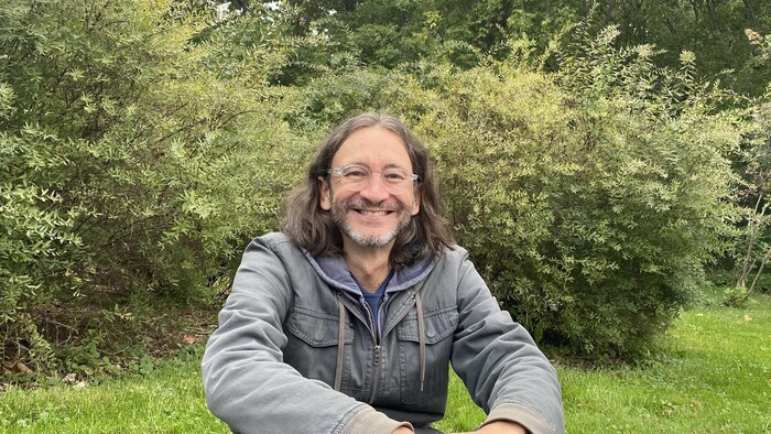 Roberto López, musicien et compositeur canadien d'origine colombienne, affirme que Joé Armando a été un point de référence central dès son arrivée à Montréal en tant que jeune musicien, devenant au fil du temps un véritable ami.