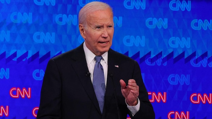 Le candidat démocrate, le président Joe Biden, s'exprime lors du débat contre son opposant républicain, Donald Trump, dans les studios de CNN.