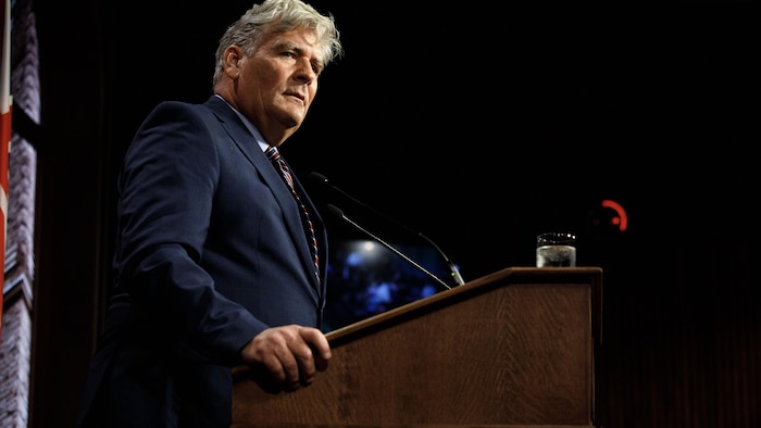 John Fraser s’exprime lors d’une conférence de presse à Queen’s Park, à Toronto, le 31 août 2023.