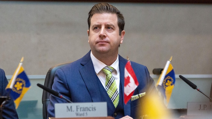 John-Paul Danko lors qu'un conseil municipal de Hamilton, le 29 mars 2023.