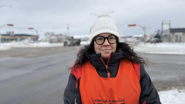 Josée Gagnon, dossard au dos, sourit à la caméra.