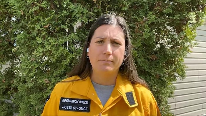 Josée St-Onge, agente d'information avec Alberta Wildfire