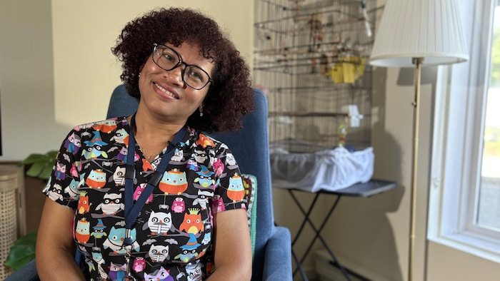 Judicaëlle Razanadrasoa dans une résidence pour ainées