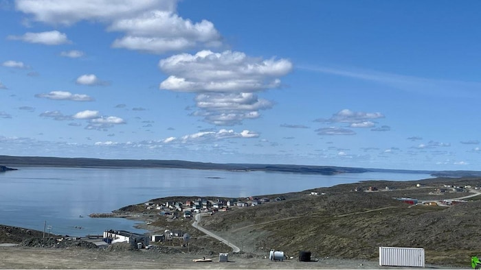 Vue sur Kangirsuk, au Nunavik