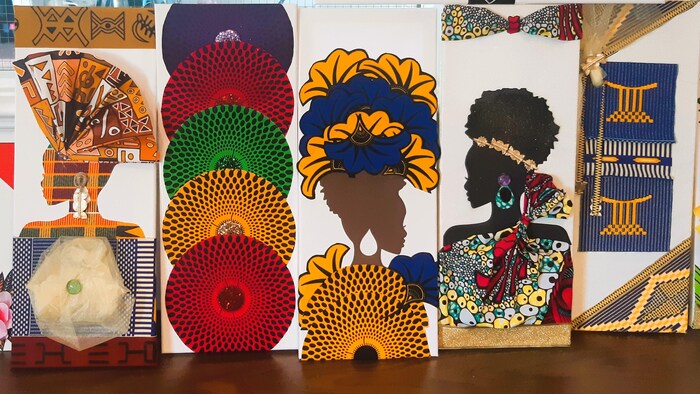 Des œuvres d'art fabriquées avec des tissus africains.